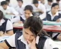 यूपी में शिक्षा माफियाओं का बड़ा खेल,  बंद स्कूल फिर कर दिए शुरु, पांच पर ताला लगवा की जा रही निगरानी