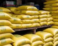  उर्वरक कालाबाजारी पर सख्ती: कृषि विभाग ने गड़बड़ी पर किए 17 लाइसेंस  निरस्त, लक्ष्य से ज्यादा नमूने, छह पर दर्ज कराई रिपोर्ट