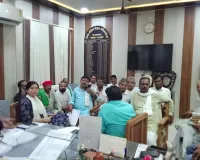 बाराबंकी : निजी स्कूलों की मनमानी पर बीएसए सख्त, कार्रवाई के निर्देश