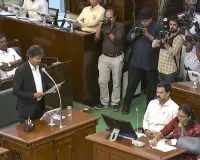 विजय सरकार ने विश्वास मत जीता : कांग्रेस, वाम दलों और अन्नाद्रमुक के बागियों ने दिया समर्थन