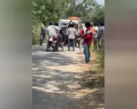 UP:सिपाही की वर्दी फाड़ी...चोरी के आरोपी को छुड़ाकर फरार हुए दबंग