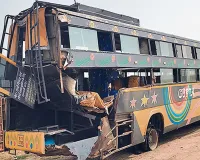 UP: गंगा एक्सप्रेस-वे पर ट्रक ने खड़े लोगों को रौंदा, एक की मौत
