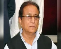 UP: कलेक्टर को बताया था तनखैया, अब इस मामले में आजम को 2 साल की सजा