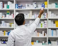Uttrakhand News: हल्द्वानी में केमिस्टों के बंद का मिलाजुला असर, ऑनलाइन दवा बिक्री के खिलाफ निकाली रैली 