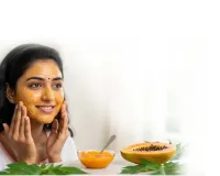 चेहरे और शरीर से सन टैन कैसे हटाएं : प्राकृतिक उपाय और टिप्स