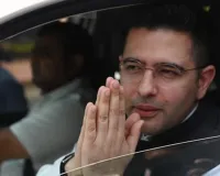Raghav Chadha :  राघव चड्ढा को सभापति राधाकृष्णन ने सौंपी बड़ी जिम्मेदारी, राज्यसभा में बने याचिका समिति के अध्यक्ष 