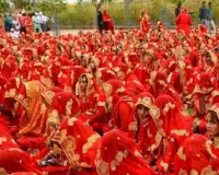 Bareilly news : ‘भूसा दान’ पर बवाल, शिक्षकों ने उठाए जबरन वसूली के सवाल