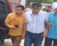 Baghpat News : 40 हजार रिश्वत लेते रंगेहाथ पकड़े गए डीएसओ, विजिलेंस टीम ने की कार्रवाई