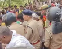 Balrampur News : मारपीट में घायल युवक की मौत पर फूटा गुस्सा, हाईवे जाम कर ग्रामीणों ने मांगा इंसाफ