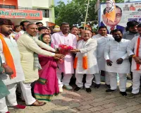 बाराबंकी : भाजपा की प्रचंड जीत पर भाजपाइयों ने मनाया जश्न, आतिशबाजी के साथ भारत माता के जयकारों की गूंज