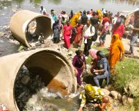 Moradabad News: गंगा दशहरा पर श्रद्धालुओं ने लगाई आस्था की डुबकी, घाटों पर गंदगी ने किया परेशान 