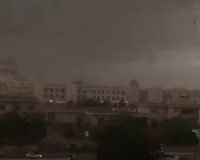 यूपी का मौसम : लखनऊ में आंधी-बूंदाबांदी, 39 शहरों में हीटवेव का अलर्ट और फिर 28 को आने वाला है तूफान 