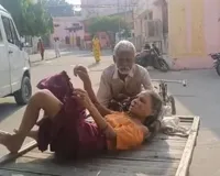 Bareilly: ठेले से मरीज ले जाने के मामले में निदेशक आज करेंगी जांच