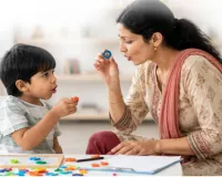 मोबाइल बना बच्चों की बोलती ज़ुबान का सबसे बड़ा खतरा! बच्चों के भाषा विकास में स्मार्टफोन बाधक क्यों?