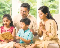 डिजिटल दुनिया से बनाएं दूरी... बच्चों में डालें किताबें पढ़ने के संस्कार
