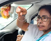 अहंकार और भ्रष्टाचार ने डुबाया ममता का किला ? जानें क्या रहीं हार की बड़ी वजह