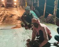 Barabanki News: पीपा पुल की मरम्मत बनी मुसीबत... जाम में फंसे सैकड़ों यात्री