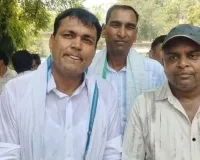 UP News: घर लौटने की उम्मीद में फिर सड़कों पर उतरे आकांक्षी जिलों के शिक्षक, निदेशालय घेरा 