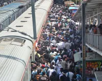 लेखपाल भर्ती: नहीं मिली बर्थ तो किया शौचालय में सफर...ट्रेन के स्लीपर कोचों में भी घुसे अभ्यर्थी