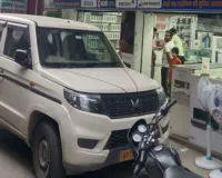 UP News: पूरनपुर में मोबाइल शॉप पर जीएसटी का छापा,13.50 करोड़ टैक्स बकाया महज 24 लाख चुकाया ! 