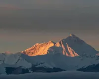   Mount Everest:  एवरेस्ट के शिखर से उतरते वक्त दो भारतीय पर्वतारोहियों की मौत, बुरी तरह थकने से हुआ हादसा 