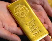 Gold Price Today: ईरान-अमेरिका तनाव का असर, सोने की कीमतों में गिरावट, देखें आज की रेट लिस्ट
