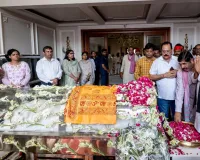 Prateek Yadav Funeral :  प्रतीक यादव का अंतिम संस्कार, लखनऊ के बैकुंठ धाम में दी जाएगी अंतिम विदाई