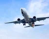 वाराणसी एयरपोर्ट पर विमानों की लैंडिंग थमी,मौसम खराब होने से लखनऊ डायवर्ट की गई कई उड़ाने 