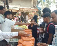  बाराबंकी :  नौचंदी मेले में शीतल पेयजल व मिष्ठान की व्यवस्था, भीषण गर्मी में जायरीनों को मिली राहत