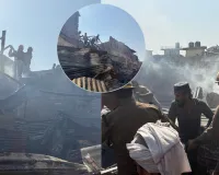   सहारनपुर में फर्नीचर मार्केट में आग: शॉर्ट सर्किट से चपेट में आये चार शोरूम, तीन घंटे की मशक्कत के बाद पाया काबू