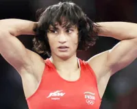 विनेश फोगाट को पक्षपात की आशंका : WFI ने दिया सुरक्षा का आश्वासन लेकिन आयोजन स्थल बदलने से इनकार 