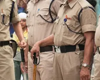 Rampur News : महिला का जीआरपी पुलिसकर्मी पर अभद्रता करने का आरोप