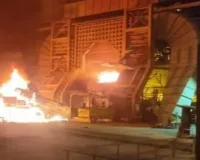 विशाखापत्तनम में बड़ा हादसा : स्टील प्लांट में पिघला हुआ लोहा गिरने से 8 श्रमिकों की मौत, कई घायल 