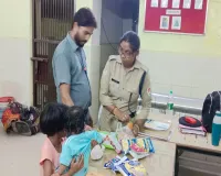 बाराबंकी रेलवे स्टेशन पर हादसा: उत्सर्ग एक्सप्रेस में चढ़ते समय ट्रेन की चपेट में आए दंपती, पति की मौत, पत्नी की हालत नाजुक, दुधमुंहे सहित तीन बच्चे सुरक्षित