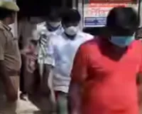 बस्ती पुलिस की बड़ी कार्रवाई : स्पा सेंटर से 10 पुरुषों गिरफ्तार, पांच महिलाएं रेस्क्यू