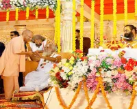 अयोध्या में महंत नृत्य गोपाल दास के जन्मोत्सव पर श्रीराम महायज्ञ शुरू, CM योगी बोले- बिना साक्ष्य के चरित्र पर टिप्पणी करना उचित नहीं 