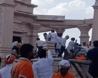 महाराष्ट्र में बड़ा हादसा : हनुमान मंदिर में सभा मंडप की छत गिरी, तीन श्रद्धालुओं की मौत, कई घायल