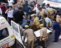 लखनऊ कोचिंग अग्निकांड : 15 छात्रों की मौत से दहल गई राजधानी, गम-गुस्सा और बेबसी का आलम 