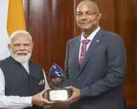 PM Modi Blue Horizon Award : 'PM मोदी को 'गार्जियन ऑफ द ब्लू होराइजन' सम्मान मिलने पर CM योगी ने दी बधाई, बोले- दुनिया में बढ़ रहा भारत का मान