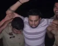 Firozabad Crime News :  मां ने शादी से किया इनकार तो मासूम बेटे की पटक-पटककर की हत्या, मुठभेड़ में आरोपी गिरफ्तार 