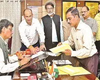 Ayodhya News : कृषि विश्वविद्यालय के कुलपति ने संभाला पदभार, कहा- कृषि विज्ञान केंद्रों को मजबूत करने की जरूरत