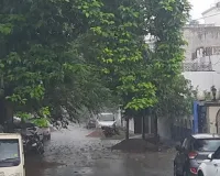 Weather Update : यूपी के पश्चिमी और पूर्वी हिस्सों में बारिश का अलर्ट, आंधी-बारिश के साथ ओलावृष्टि की चेतावनी 