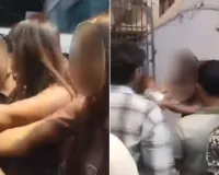 Bareilly News: जंग का मैदान बनी बिशप मंडल की नुमाइश, लड़कियों के दो गुटों के बीच मारपीट के बाद हंगामा