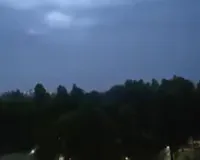 आज का मौसम : यूपी के इन जिलों में आंधी-बारिश का अलर्ट, महाराजगंज में झमाझम बरसात और  महाराष्ट्र तक पहुंचा मानसून 