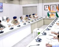 CM Yogi Action: 'एक ही दिन में 150 अफसरों को करूंगा सस्पेंड', भ्रष्ट अधिकारियों पर भड़के सीएम योगी