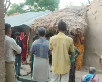 Amethi news: कच्चे मकान की दीवार गिरी, मलबे में दबकर मां-बेटी की मौत, बेटा गंभीर रूप से घायल