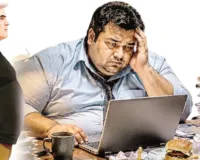 मोटापा केवल कॉस्मेटिक समस्या नहीं: आयुर्वेद के नजरिए से जानें 'स्थौल्य' का कारण और चर्बी को घटाने का संपूर्ण विज्ञान