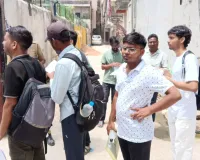 NEET Re-Exam 2026: चंद मिनटों की देरी से बरबाद हुई सालों की मेहनत..., कई छात्रों की छूटी परीक्षा... टूटा डॉक्टर बनने का सपना