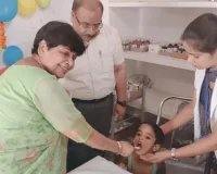 लखीमपुर खीरी में विटामिन 'ए' संपूर्ण कार्यक्रम का आगाज, पालिका अध्यक्ष ने बच्चों को पिलाई पहली खुराक