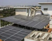 सौर ऊर्जा में यूपी का नया रिकॉर्ड,  2 गीगावाट क्षमता के साथ 'रूफटॉप सोलर क्लब' में बनाई जगह